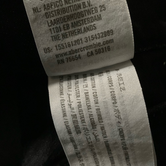 Abercrombie The Flare Ultra High Rise Jeans - Picture 3 of 4